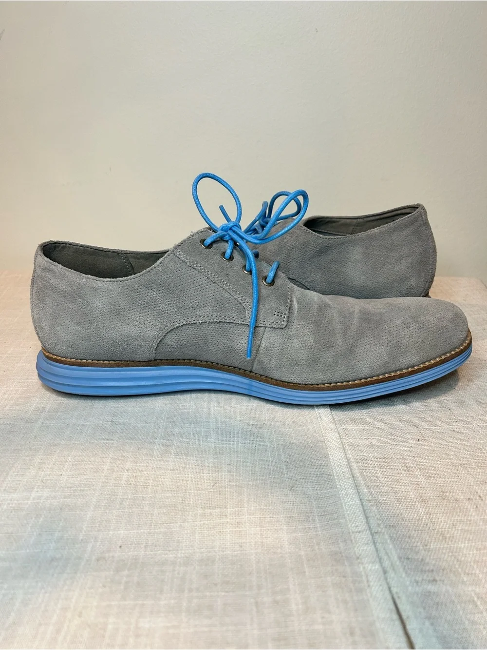 Cole Haan Grand OS Men's Gray Suede Derby Shoes with Blue Accents
